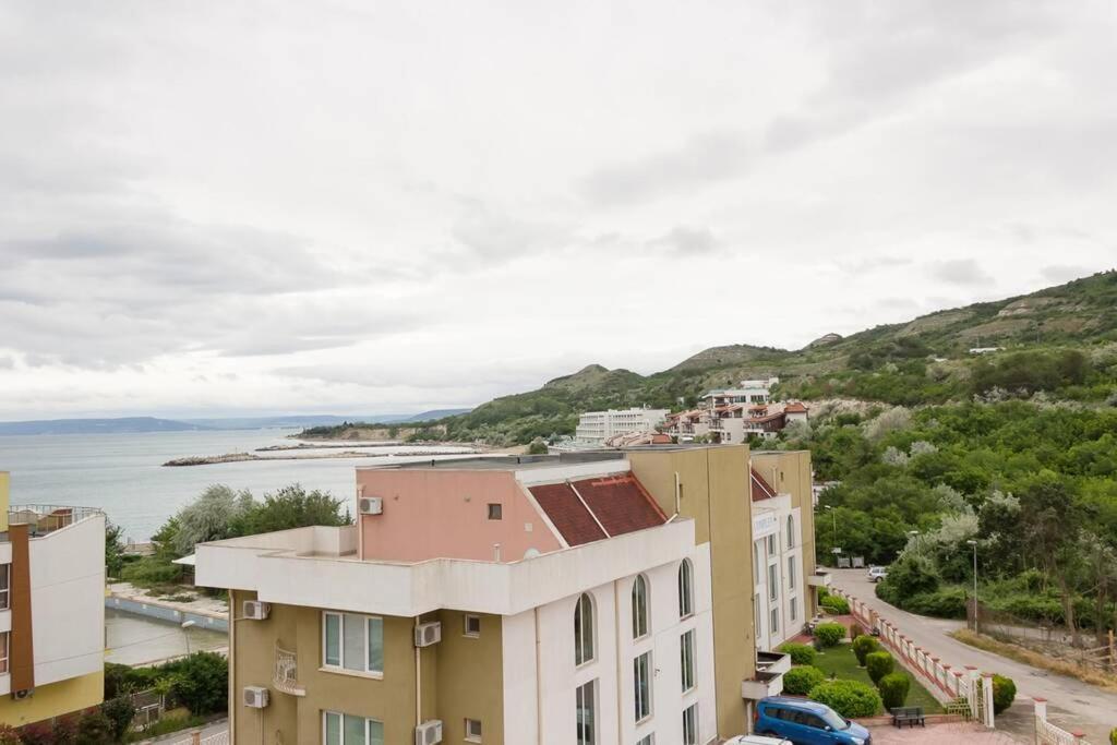 Perfect Summer Vacation Rental - One-Bedroom Flat By Flat Mаnager Topola Exterior photo